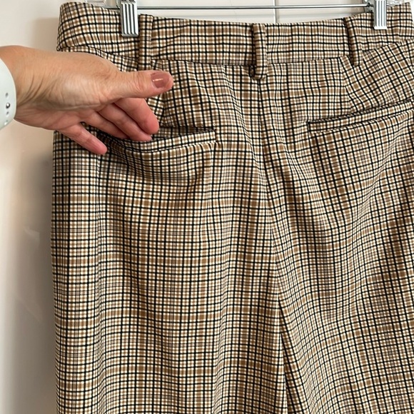 MICHAEL KORS NWOT Wool Lightweight Beige Checkered Cropped Trousers, Size 10 - Picture 10 of 12